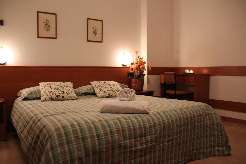Albergo Bucaneve Campodolcino Ngoại thất bức ảnh